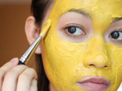 How to use turmeric to whiten skin
